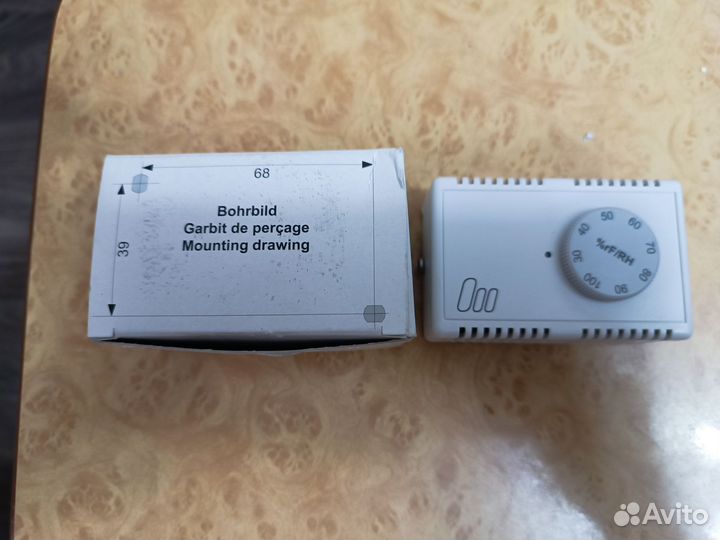 Гигростат HGMini для контроля влажности воздуха