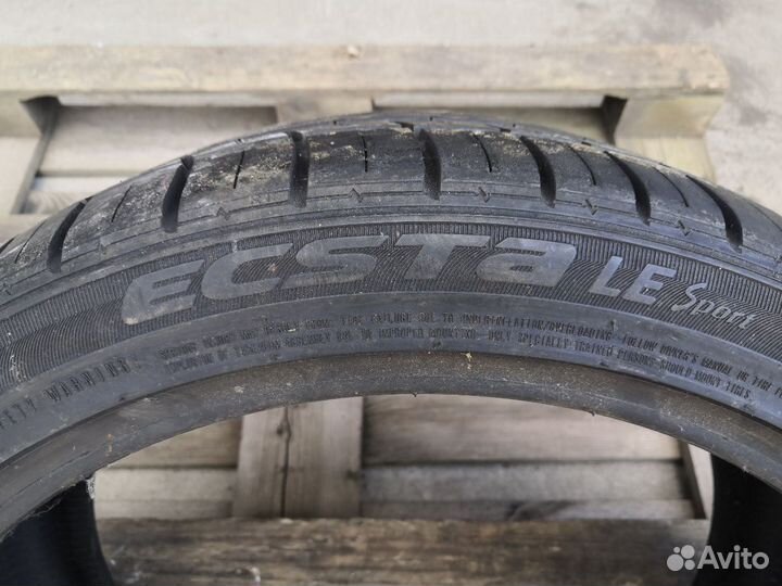 Kumho Ecsta LE Sport KU39 225/40 R19