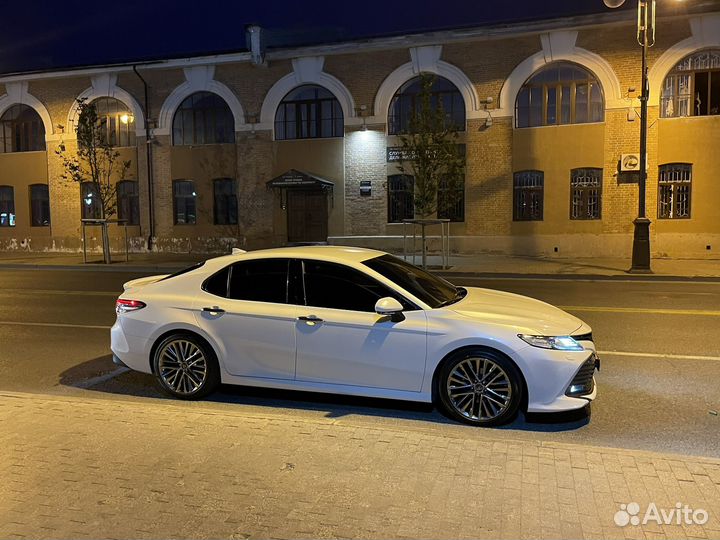 Комплект 245/40 R19 5*114.3 Toyota/Lexus Pirelli