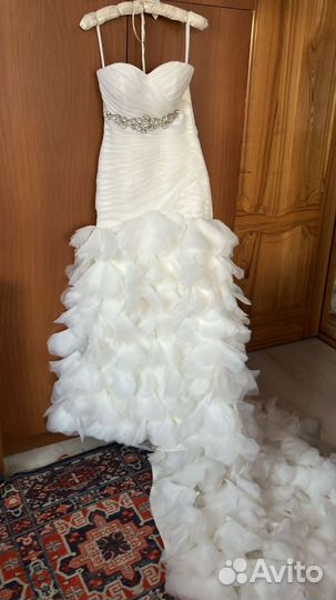 Шикарное свадебное платье 44-48