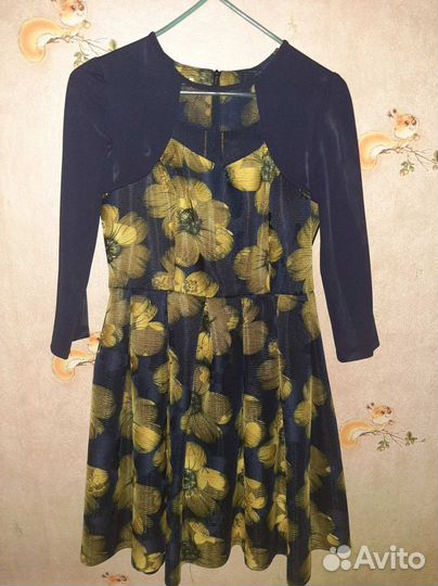 Платье женское