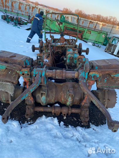 Разбор (запчасти ) Т-150Г гусенечный