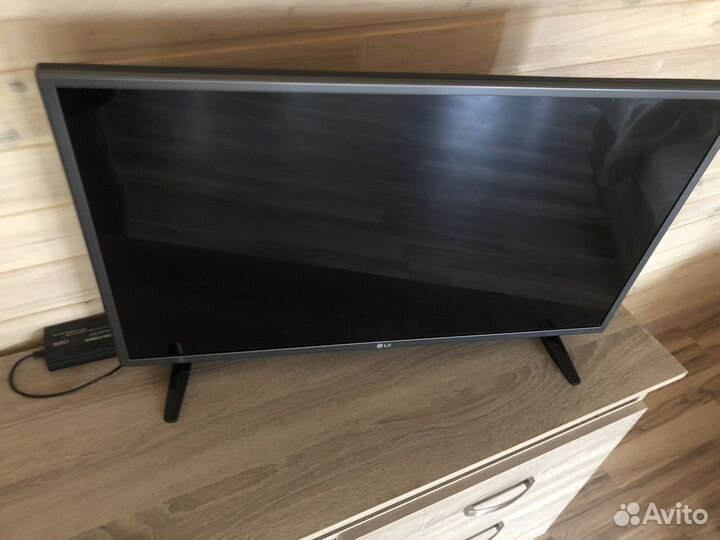 Телевзор lg lh5754
