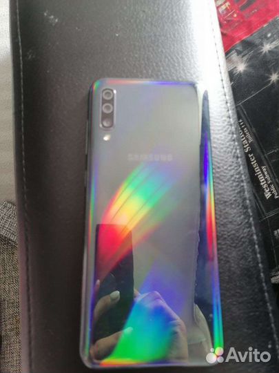 Телефон Samsung galaxy а70