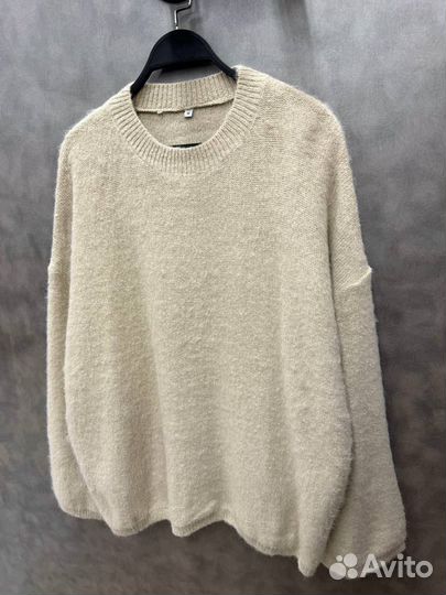 Свитер женский