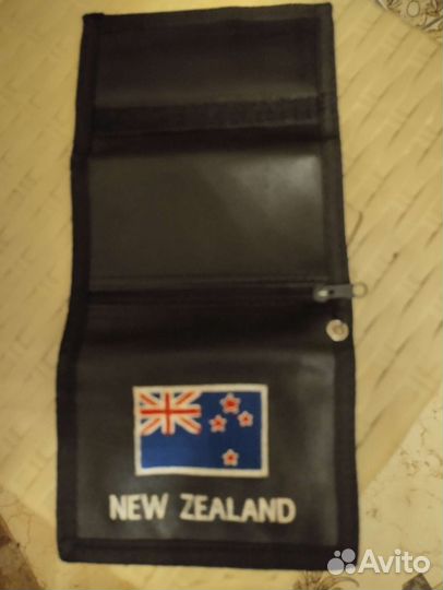 Портмоне и ключница. Сделаны в Новой Зеландии