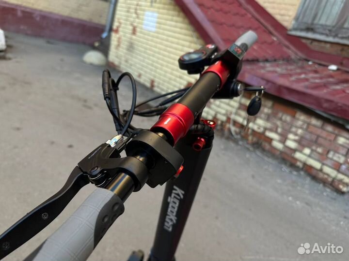 Электросамокат Kugoo max speed