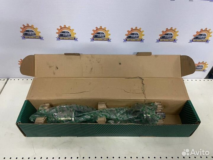 Полуось левая в сборе Ford Focus II 1.6-2,0 АКПП