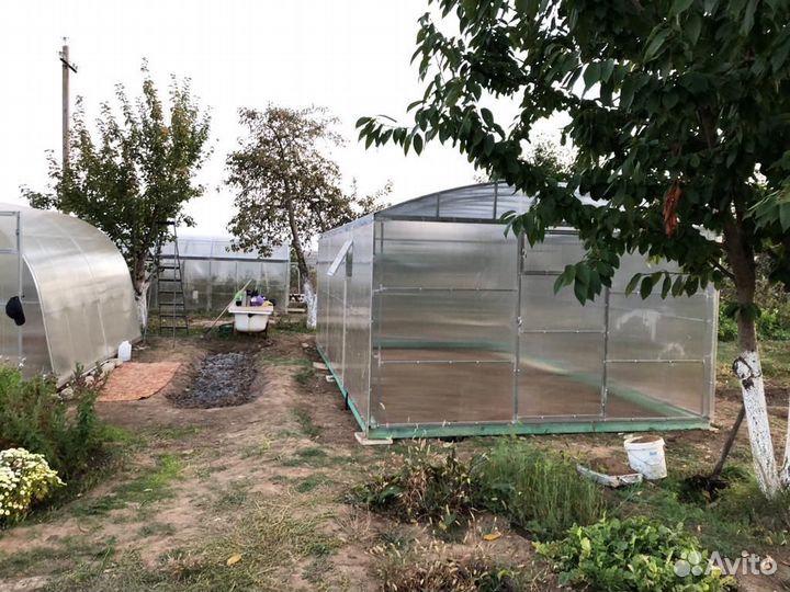 Теплица прямостенная