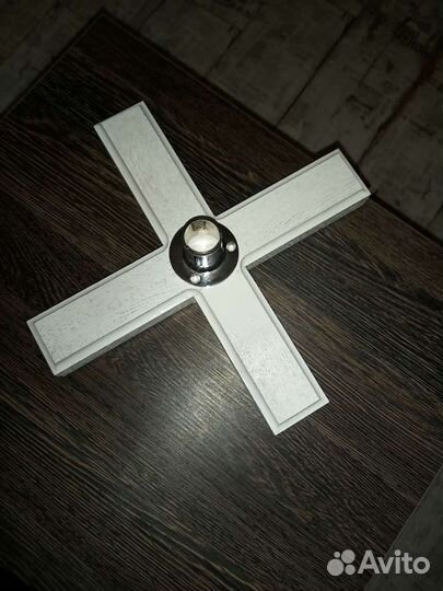 Крестовина подставка для ели из массива ясеня