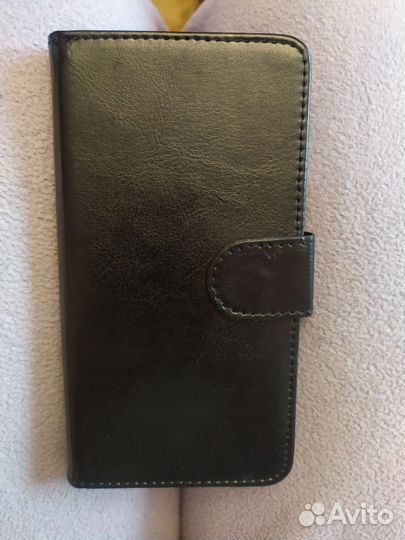 Чехол на телефон