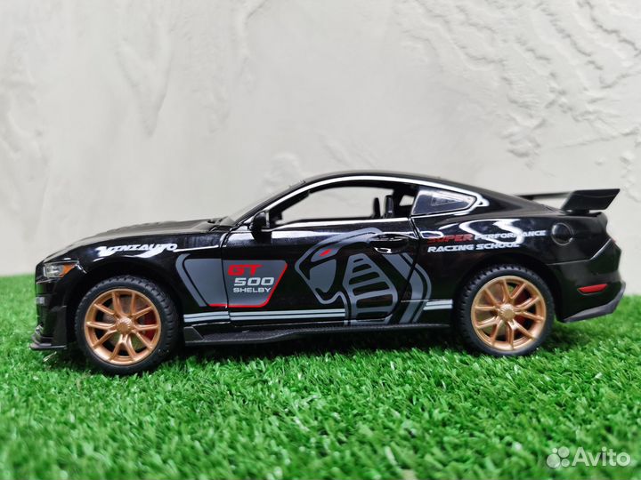 Машинки металлические 1:24