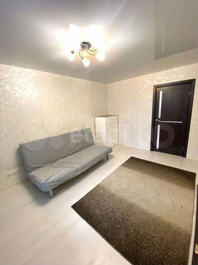 3-к. квартира, 76 м², 1/10 эт.