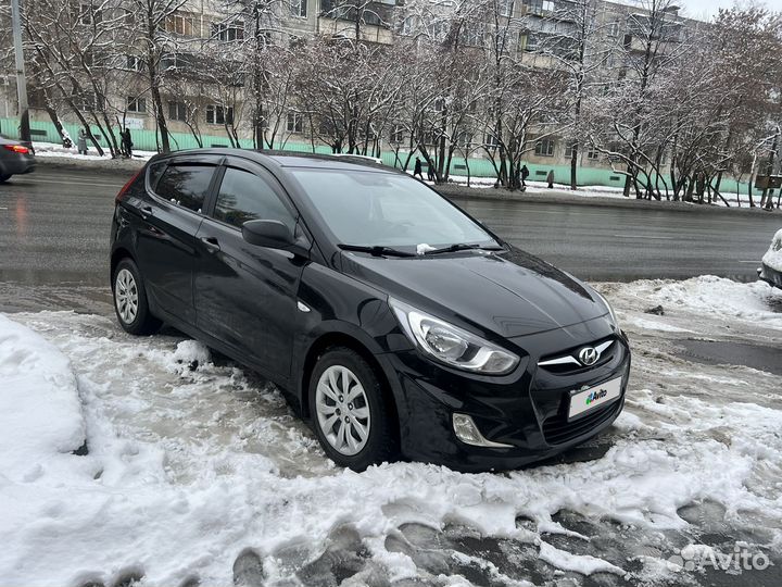 Hyundai Solaris 1.4 AT, 2012, 148 000 км
