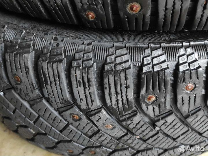 Continental ContiIceContact 4x4 235/55 R17