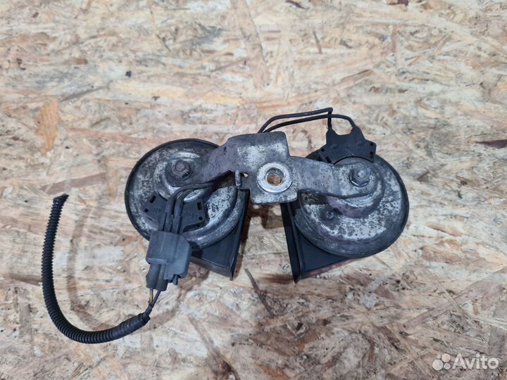 Сигнал Ford Kuga 1