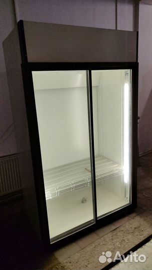Витринный холодильник