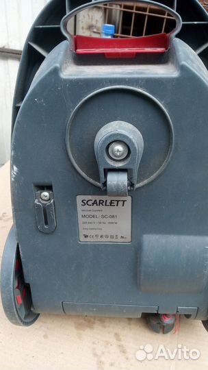 Пылесос Scarlett