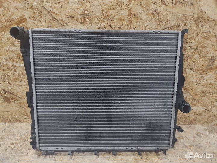 Радиатор основной BMW X3 E83 N52
