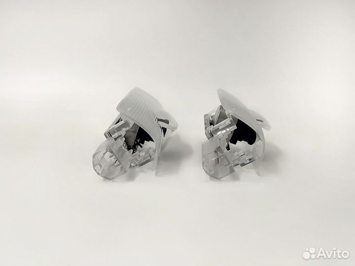 Проекция логотипа Toyota на двери Тип 2