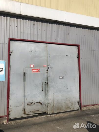Ворота распашные железные утепленные