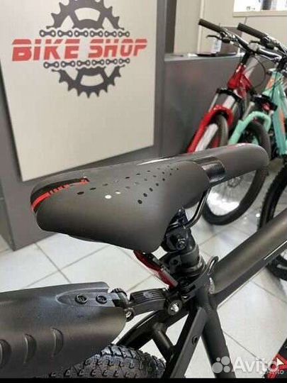 Велосипед горный, рама алюминий