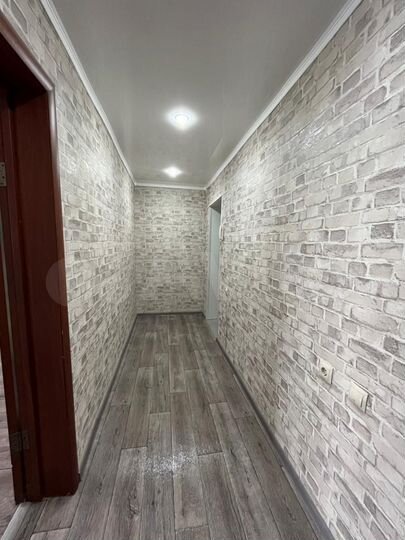 1-к. квартира, 42 м², 2/5 эт.