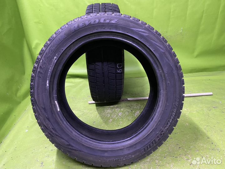 Bridgestone Blizzak Revo GZ 215/55 R17 94Q