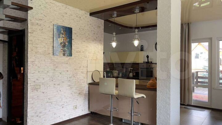 Коттедж 157 м² на участке 12 сот.