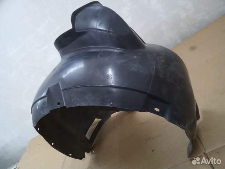 Volkswagen polo 2011 подкрылок передний левый
