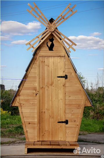Дачный туалет деревянный KEY669