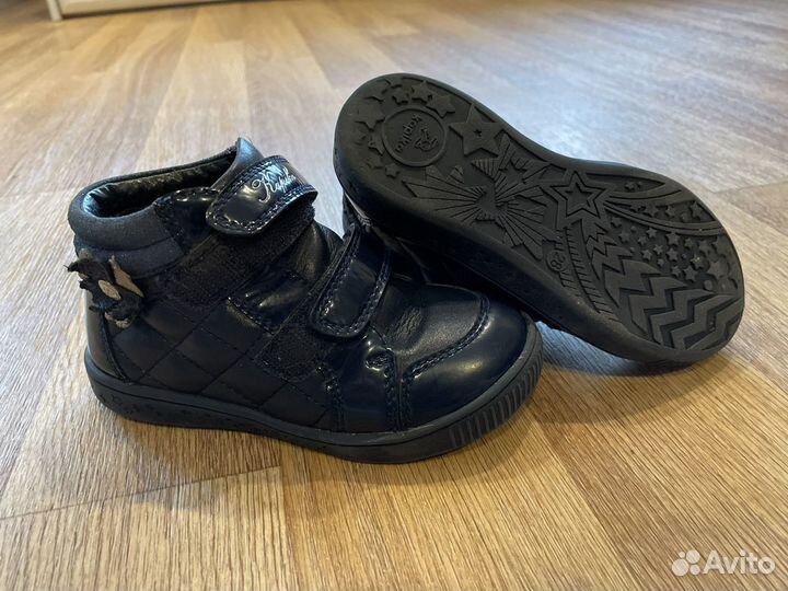 Ботинки детские