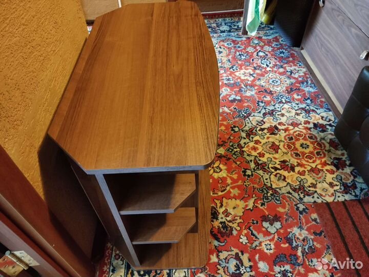 Тумба под телевизор