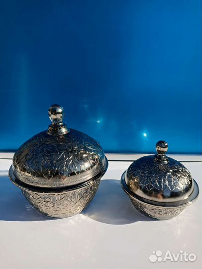 Сахарница из стекла
