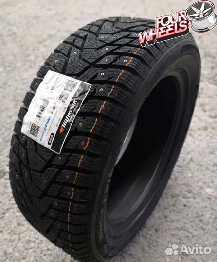 Hankook Winter I'Pike RS2 W429 215/55 R17 98T