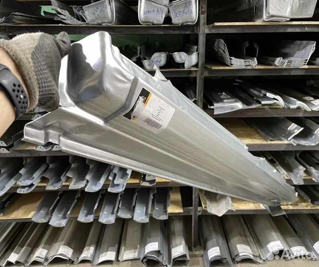 Порог левый Opel Zafira A 1999-2005 (Potrykus)