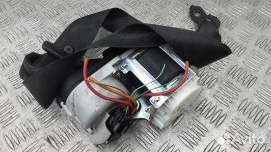 Ремень безопасности с пиропатроном сиденья передне