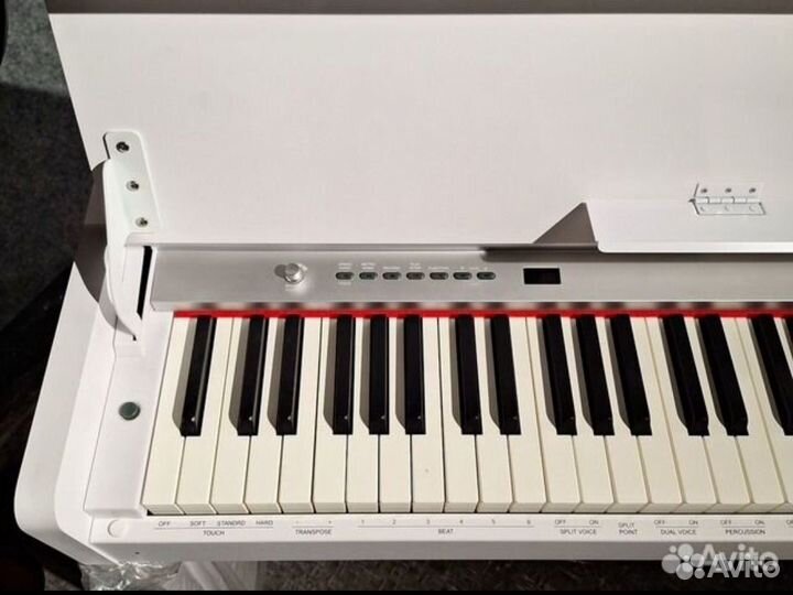 Цифровое пианино Nux WK310 корпусное, с крышкой