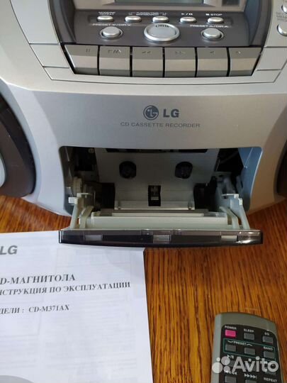 Магнитола LG CD-M371AX