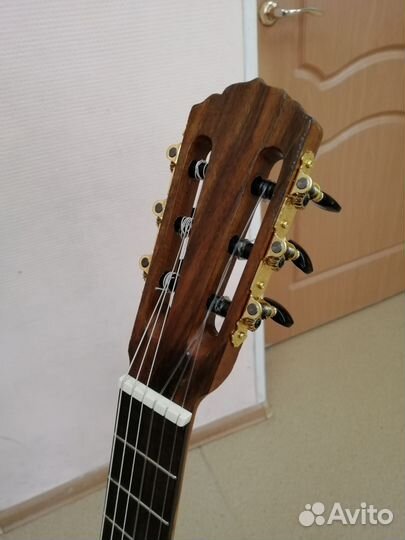 Классическая гитара мастеровая 4/4