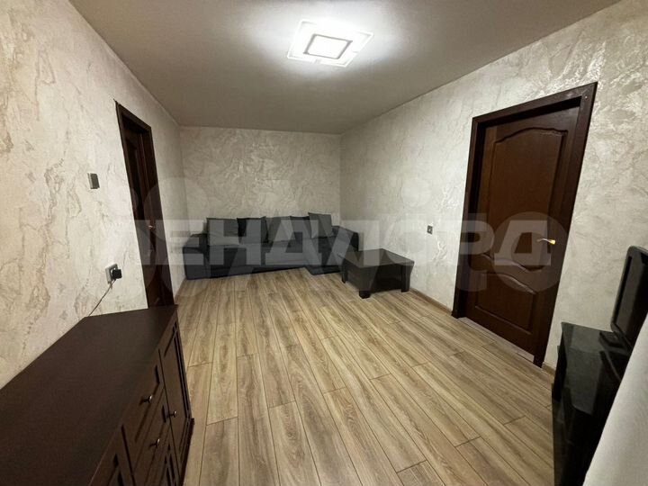 3-к. квартира, 65 м², 1/9 эт.