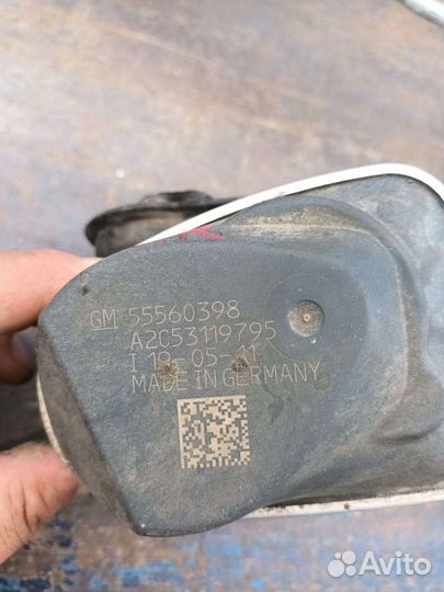 Дроссельная заслонка Opel Astra H z16xer