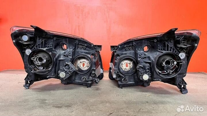 Фары передние Toyota Avensis 2 250рест