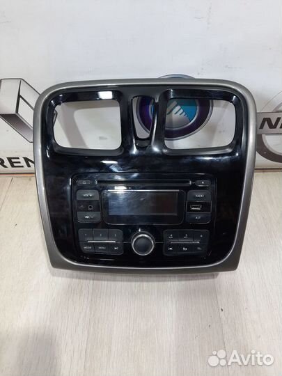Магнитола Renault logan 2