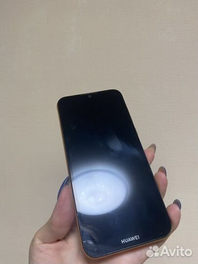 HUAWEI Y5 (2019), 2/32 ГБ