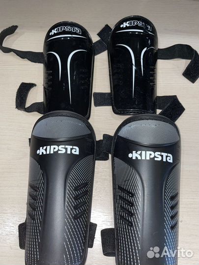 Футбольные щитки