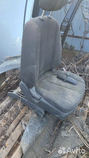 Сиденья высокие за штуку