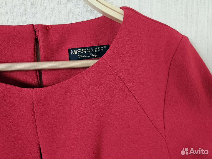 Вечернее красное платье футляр 40 IT