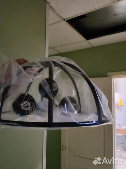 Люстра новая