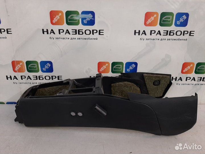 Консоль между сидений Mitsubishi Lancer CS3A 4G18